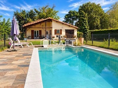 /international/fr/saint-pe-saint-simon-aquitaine-310110119586/