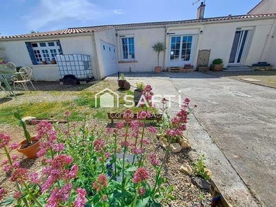 /international/fr/saint-denis-du-payre-pays-de-la-loire-310099172468/