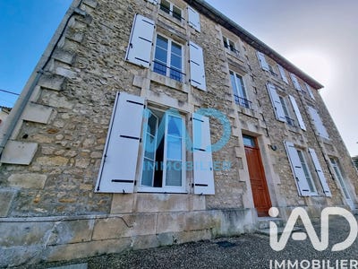 /international/fr/chauvigny-charente-310106079454/