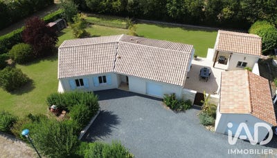 /international/fr/mornac-charente-310108990962/