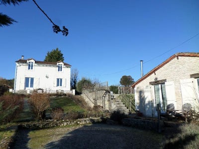 /international/fr/varaignes-aquitaine-310098773757/?lang=en