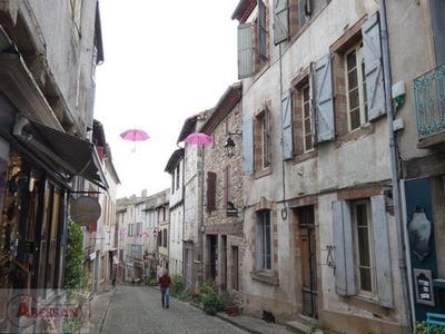 /international/fr/cordes-sur-ciel-midi-pyrenees-310105790128/