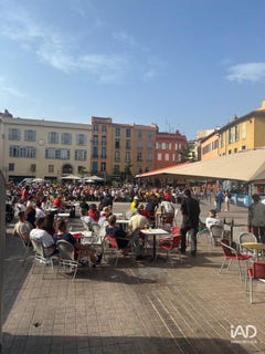 /international/fr/perpignan-languedoc-roussillon-310103798455/