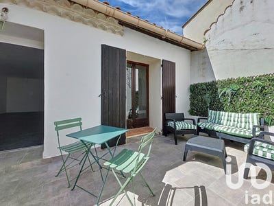 /international/fr/uchaud-languedoc-roussillon-310101495210/