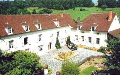 /international/fr/saint-pourcain-sur-sioule-auvergne-310107369722/