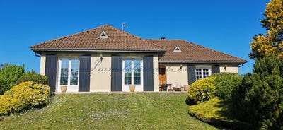 /international/fr/notre-dame-de-sanilhac-aquitaine-310105688771/