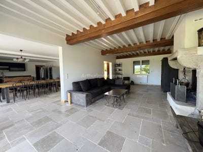 /international/fr/gouloux-burgundy-310108429473/