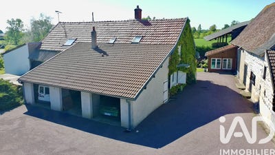 /international/fr/verneix-auvergne-310107759656/