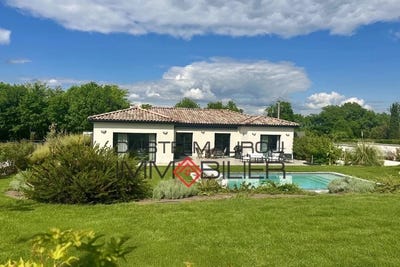 /international/fr/lapeyrouse-fossat-midi-pyrenees-310099619135/