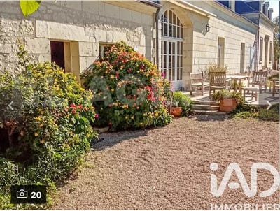 /international/fr/la-chapelle-sur-loire-centre-val-de-loire-310107216842/