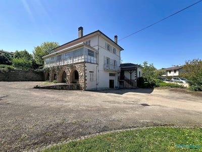 /international/fr/macon-burgundy-310107793484/
