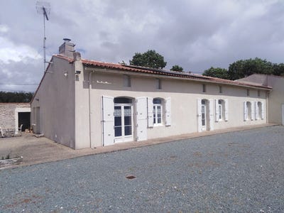 /international/fr/la-gripperie-saint-symphorien-charente-310104466111/