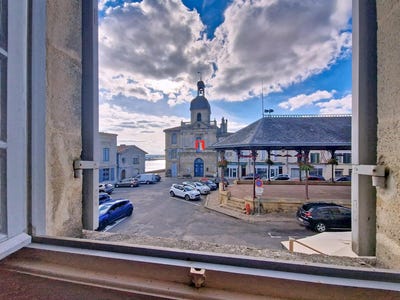 /international/fr/bourg-aquitaine-310102968636/