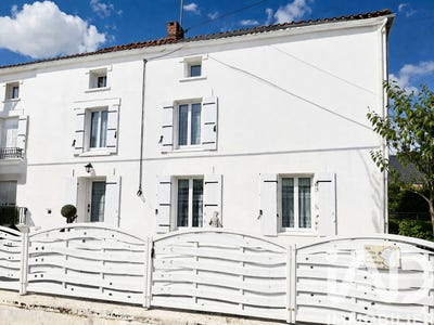 /international/fr/abzac-aquitaine-310102641184/
