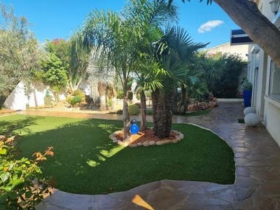 /international/fr/montady-languedoc-roussillon-310101385579/?lang=id
