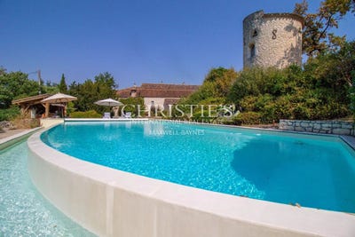 /international/fr/monflanquin-aquitaine-310102132935/