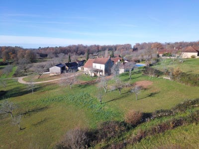 /international/fr/thenon-aquitaine-310104836661/