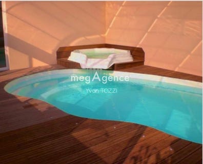 /international/fr/jard-sur-mer-pays-de-la-loire-310101472787/