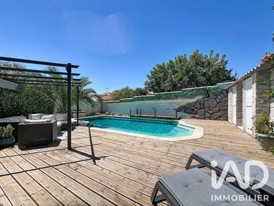 /international/fr/vitrolles-provence-alpes-cote-d-azur-310109222837/
