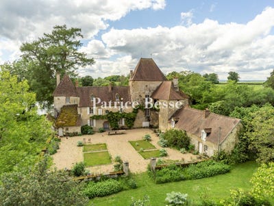 /international/fr/chatillon-en-bazois-burgundy-310104426698/
