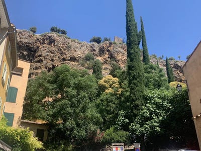 /international/fr/cotignac-provence-alpes-cote-d-azur-310100860384/