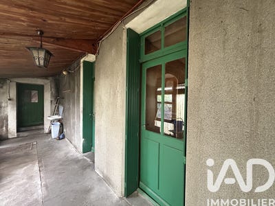 /international/fr/parthenay-charente-310105381004/