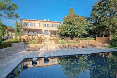/international/fr/mougins-provence-alpes-cote-d-azur-310108591533/