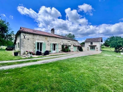 /international/fr/rouffignac-de-sigoules-aquitaine-310102962092/