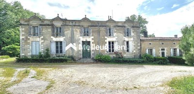 /international/fr/saintes-charente-310098891136/
