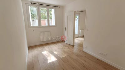 /international/fr/le-raincy-ile-de-france-310109746017/