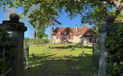 /international/fr/pau-rhone-310100600913/