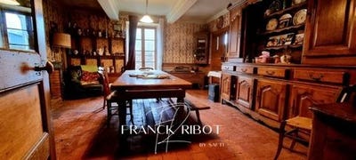 /international/fr/guillon-terre-plaine-burgundy-310103313084/