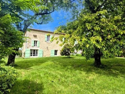 /international/fr/buzet-sur-baise-aquitaine-120092948494/?lang=zh-tw