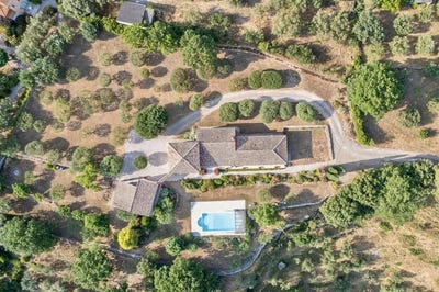 /international/fr/cotignac-hh-15856641-cotignac-provence-alpes-cote-d-azur-310100956832/