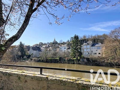 /international/fr/argenton-sur-creuse-centre-val-de-loire-310106394499/