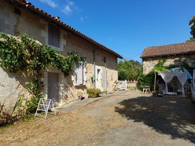 /international/fr/saint-romain-et-saint-clement-aquitaine-310099569019/?lang=zh-tw