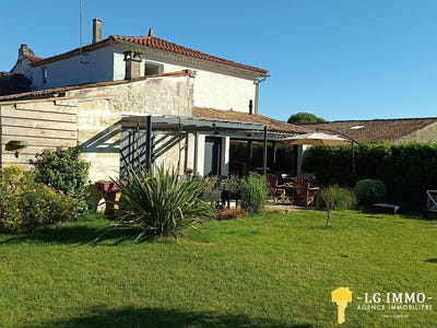 /international/fr/chenac-saint-seurin-d-uzet-charente-310108994888/