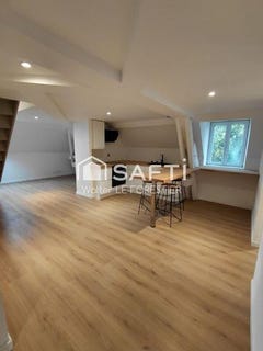 /international/fr/saint-louis-de-montferrand-aquitaine-310106520371/