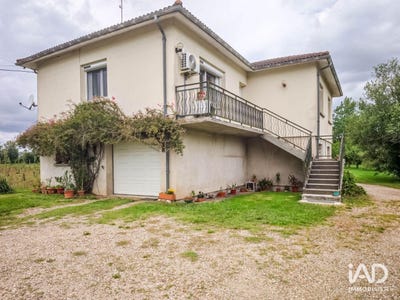 /international/fr/sainte-bazeille-aquitaine-310108271012/