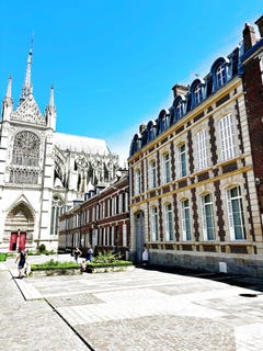 /international/fr/amiens-picardie-310108328881/