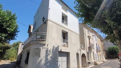 /international/fr/laurens-languedoc-roussillon-310119444325/
