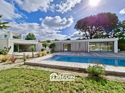 /international/fr/gujan-mestras-aquitaine-310108759445/