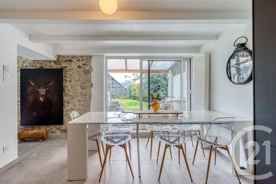 /international/fr/menthonnex-sous-clermont-rhone-310100183048/?lang=en