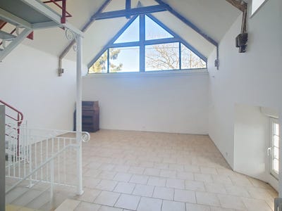 /international/fr/combourg-brittany-310098797738/