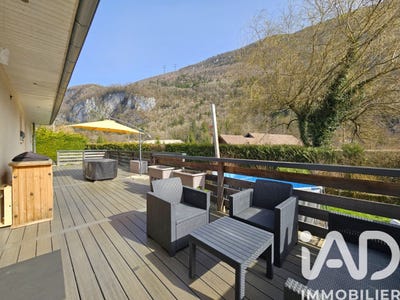 /international/fr/saint-thibaud-de-couz-rhone-310106389981/?lang=de