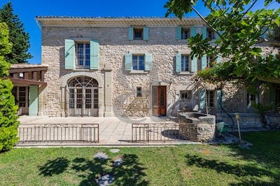 /international/fr/carpentras-provence-alpes-cote-d-azur-310101033599/