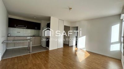 /international/fr/saint-nazaire-pays-de-la-loire-310102587986/