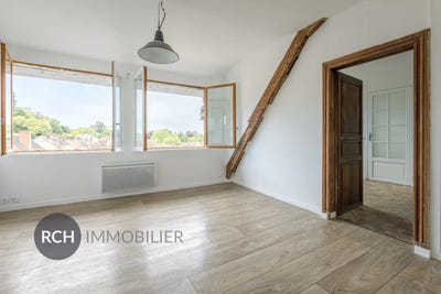 /international/fr/montfort-l-amaury-ile-de-france-310108056565/