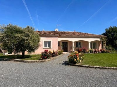 /international/fr/casseneuil-aquitaine-310106832926/