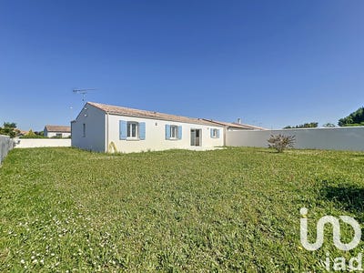 /international/fr/saint-medard-d-aunis-charente-310099833671/
